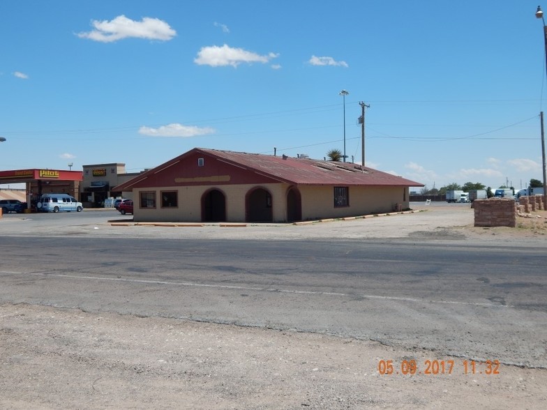 515 Van Horn St, Van Horn, TX for sale - Building Photo - Image 1 of 1