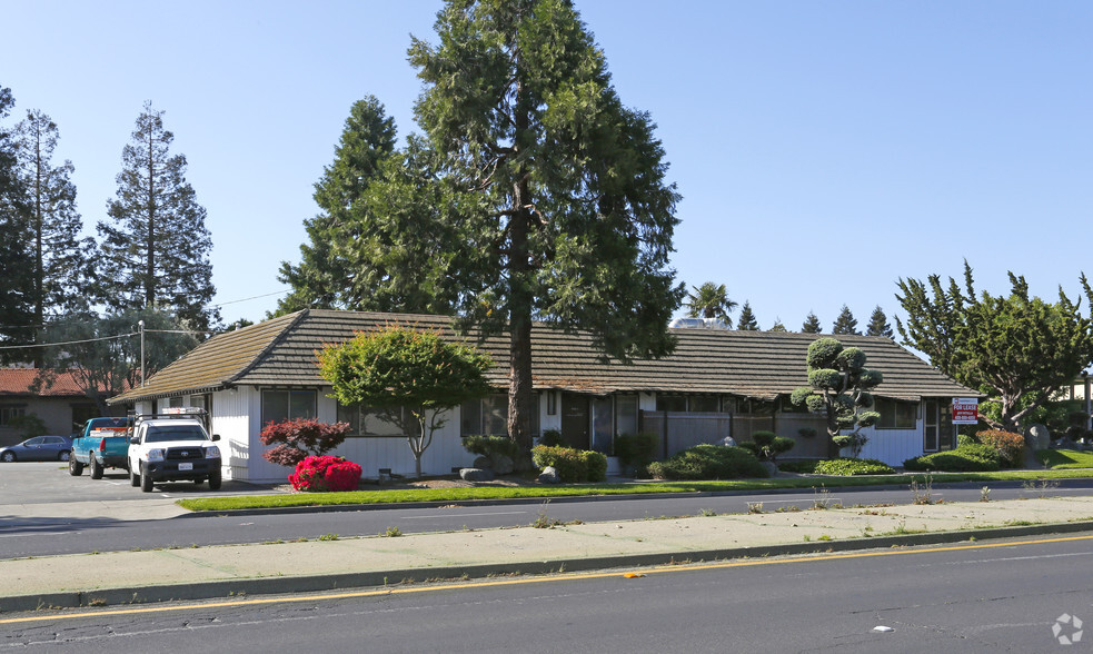 2011 Forest Ave, San Jose, CA à vendre - Photo principale - Image 1 de 1