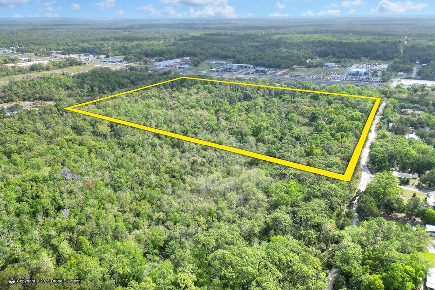 8935 Kingston, Homosassa, FL à vendre - Photo du bâtiment - Image 2 de 6