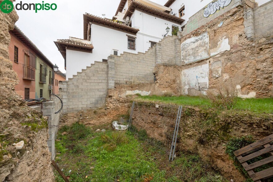 Calle Alta de Cartuja, 8, Granada, Granada à vendre - Photo du bâtiment - Image 3 de 26