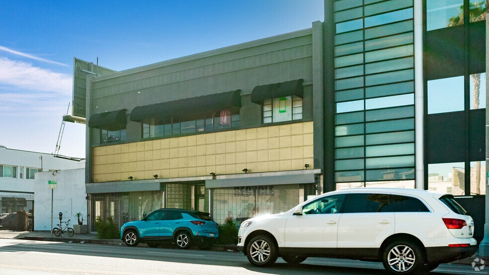 7956-7958 Beverly Blvd, Los Angeles, CA à louer - Photo du bâtiment - Image 3 de 4