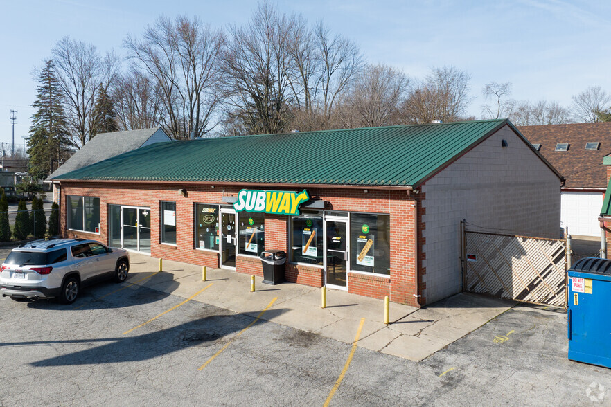 5445 Secor Rd, Toledo, OH for lease - Building Photo - Image 1 of 5