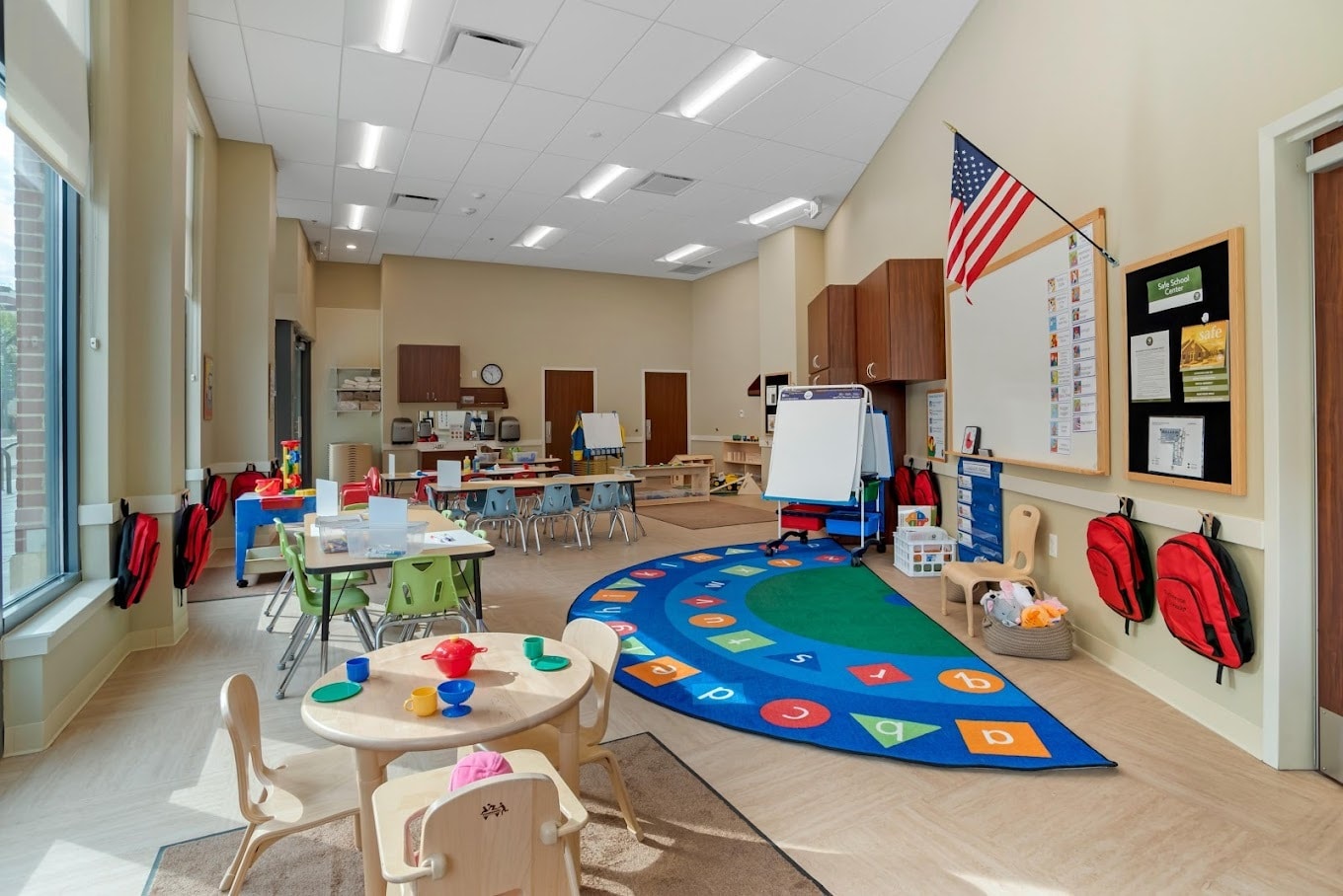 2461 S Clark St, Arlington, VA à louer Photo intérieure- Image 1 de 8