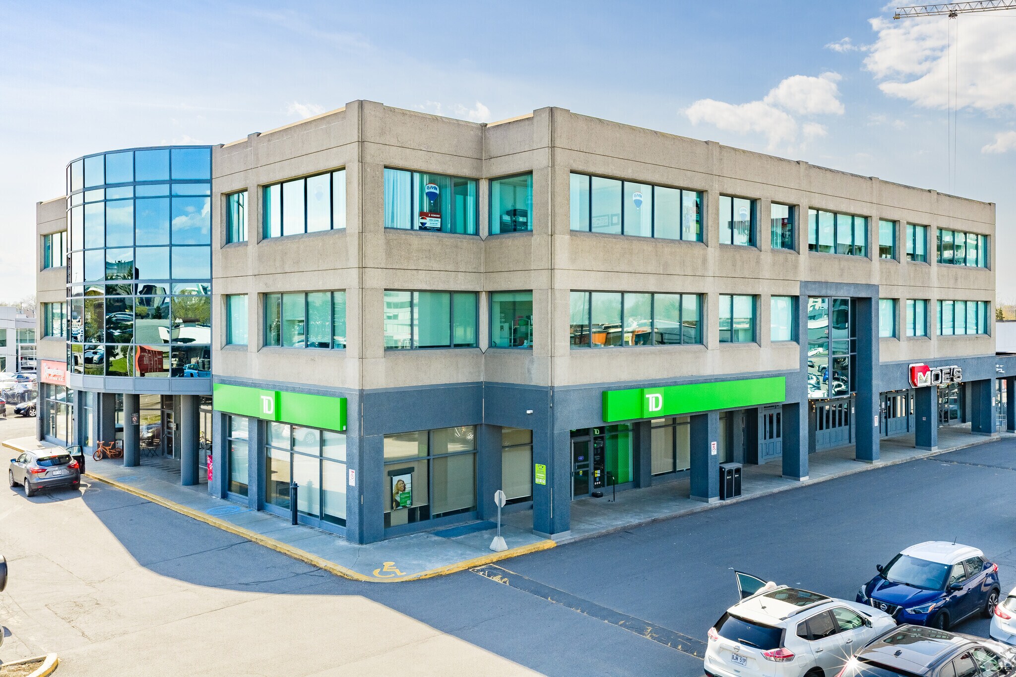 940-950 Blvd St-Jean, Pointe-claire, QC à vendre Photo principale- Image 1 de 1