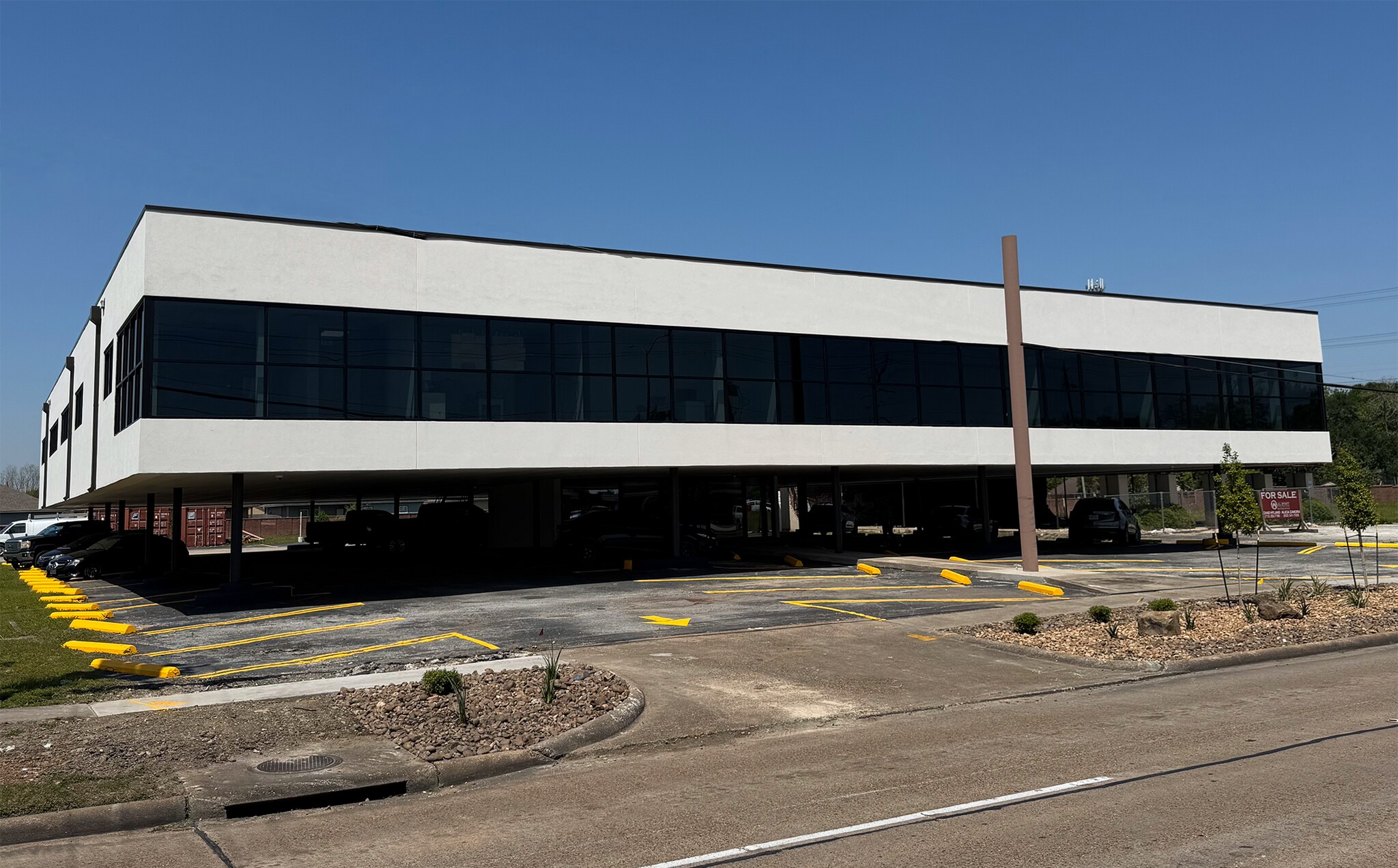 2318 Center St, Deer Park, TX for lease Building Photo- Image 1 of 8