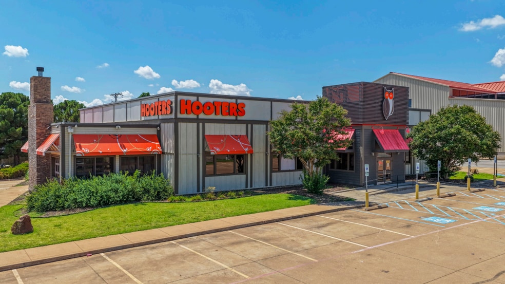 3701 Call Field Rd, Wichita Falls, TX for lease - Building Photo - Image 2 of 3