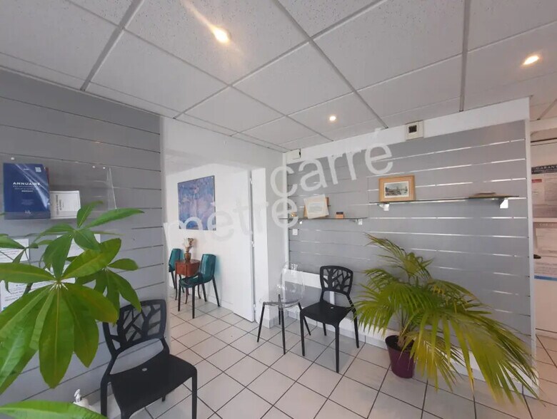 Commerce de détail dans Nantes à louer - Photo du bâtiment - Image 3 de 5