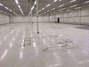 137 King St, Estevan, SK for lease Interior Photo- Image 1 of 2