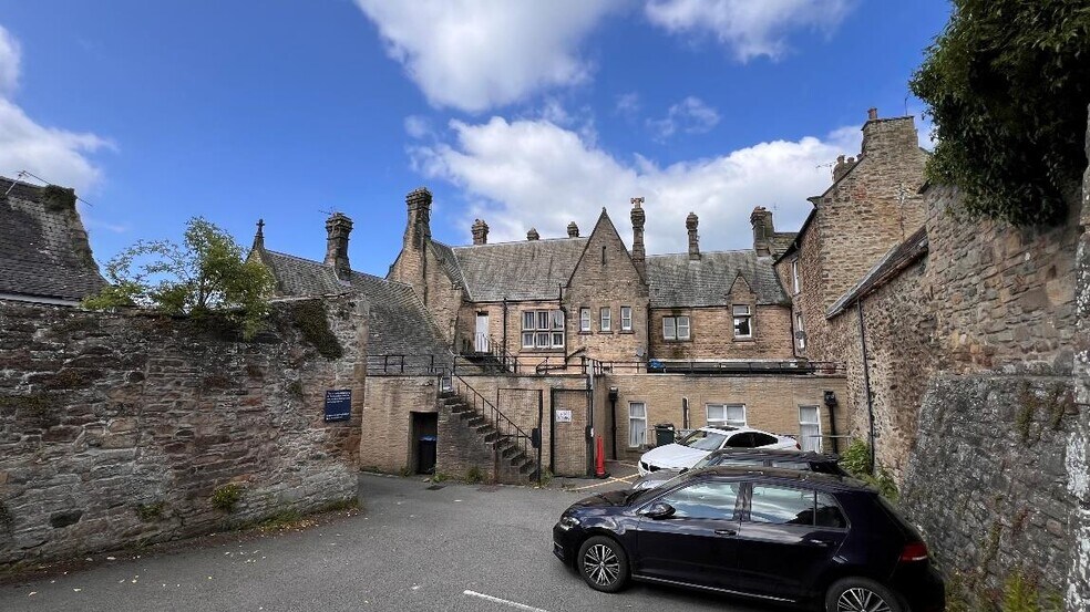 1 Market Pl, Barnard Castle à louer - Photo du bâtiment - Image 3 de 4