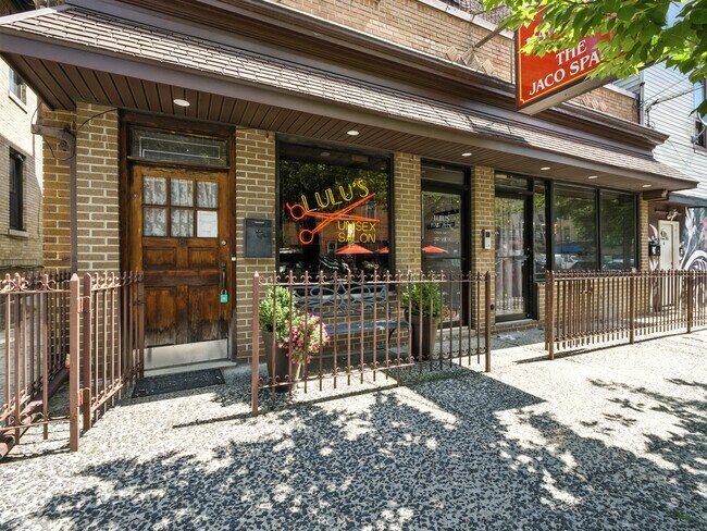 Plus de détails pour 6-8 Thorne St, Jersey City, NJ - Commerce de détail à louer