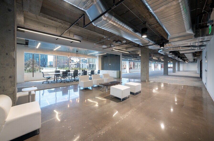 111 W Saint John St, San Jose, CA à louer - Photo du bâtiment - Image 2 de 21