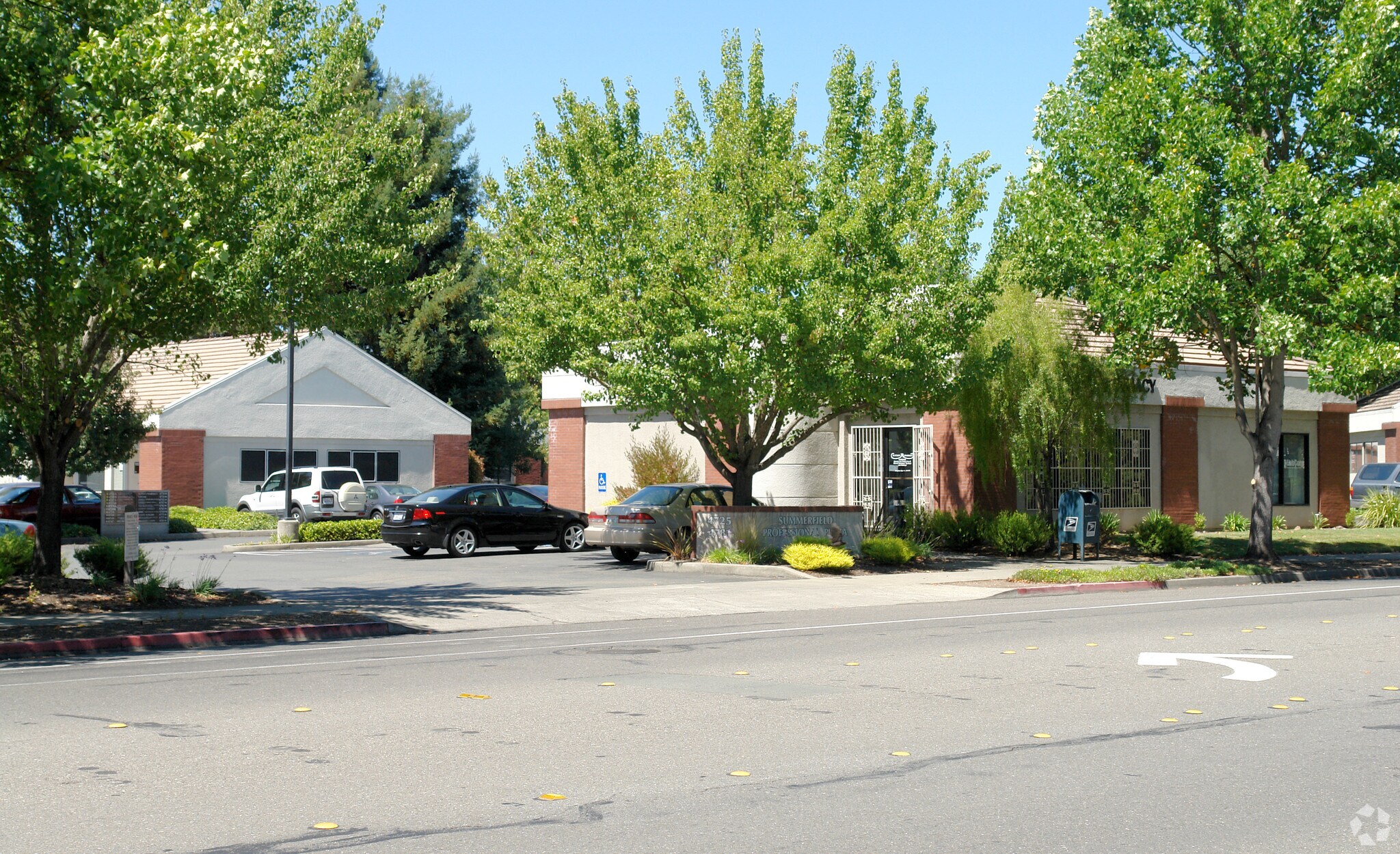 4731 Hoen Ave, Santa Rosa, CA à vendre Photo principale- Image 1 de 1