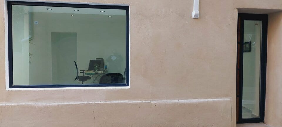 Bureau dans Carpentras à louer - Photo du bâtiment - Image 3 de 5