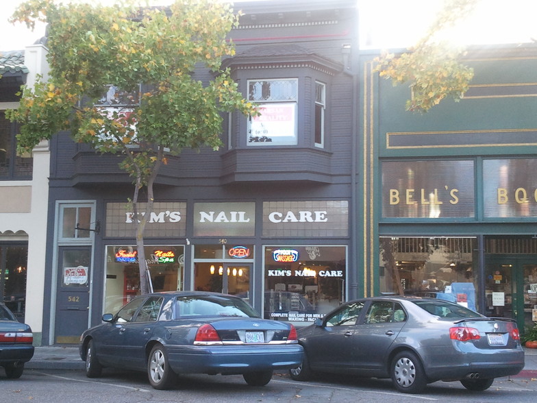 540-542 Emerson St, Palo Alto, CA for lease - Building Photo - Image 3 of 3