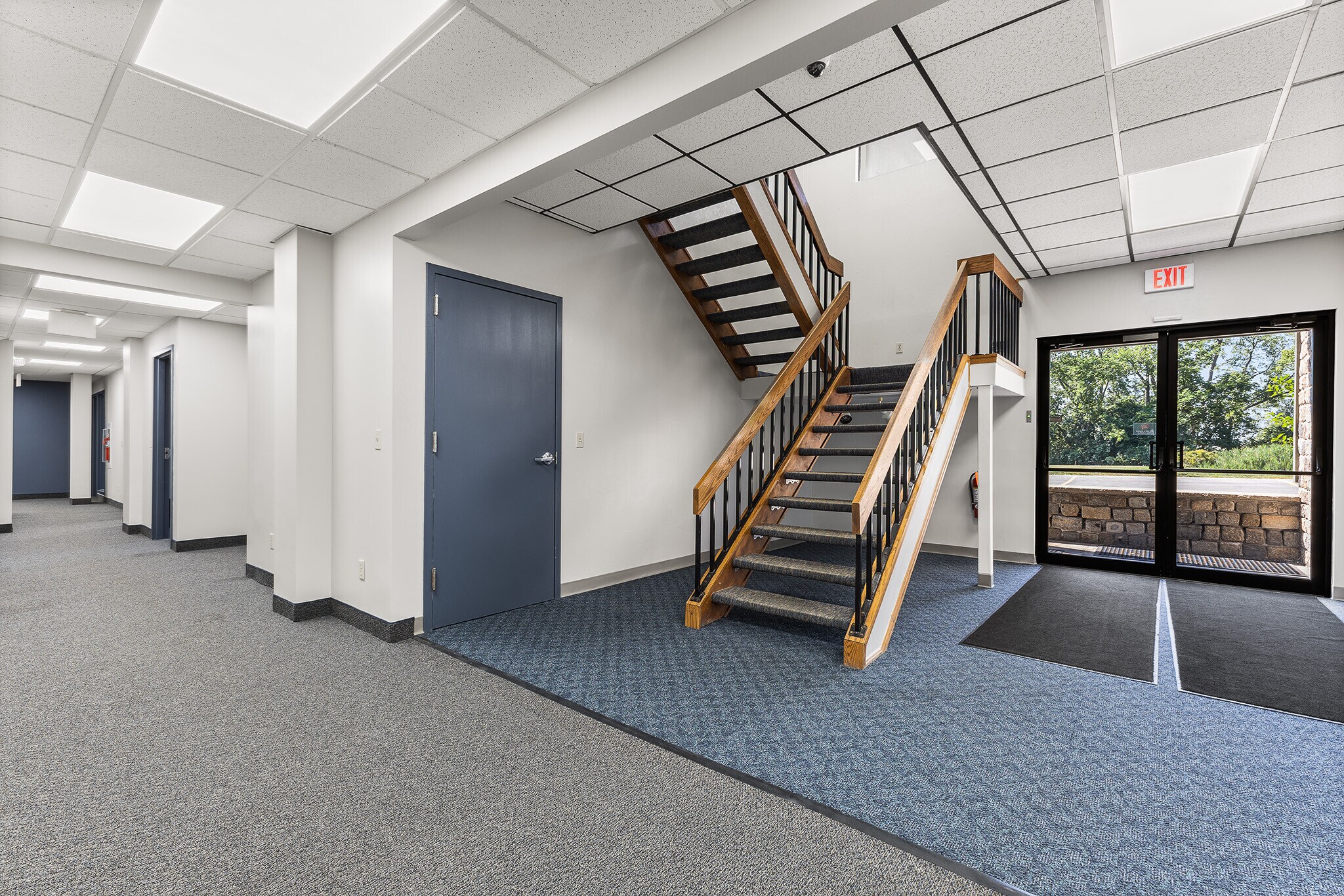 1160 Pittsford-Victor Rd, Pittsford, NY for lease Interior Photo- Image 1 of 10