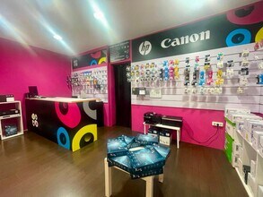 Retail in Cornellà de Llobregat, Barcelona for lease Interior Photo- Image 2 of 10