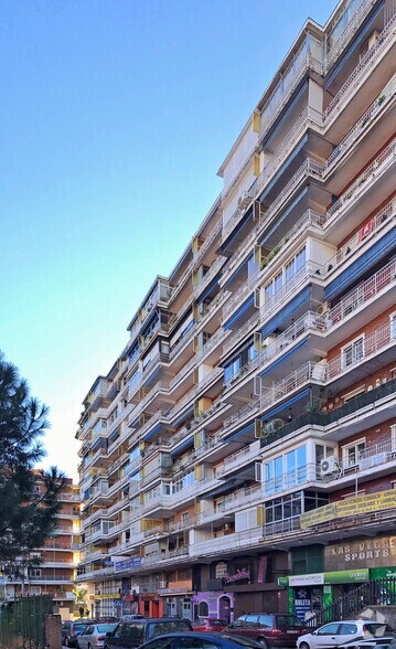 Calle Porto Cristo, 13, Alcorcón, Madrid à louer - Photo du bâtiment - Image 2 de 2