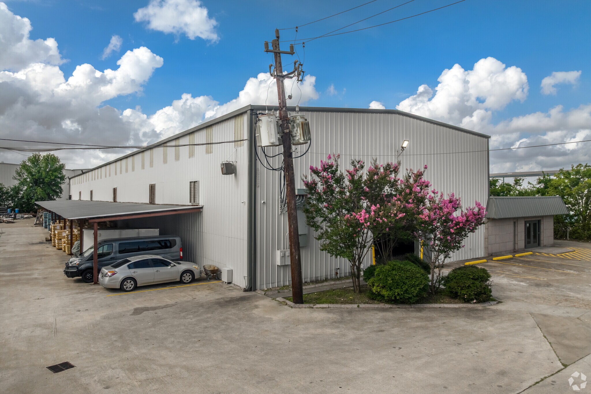 6445 Burlington Dr, Houston, TX à louer Photo du bâtiment- Image 1 de 12