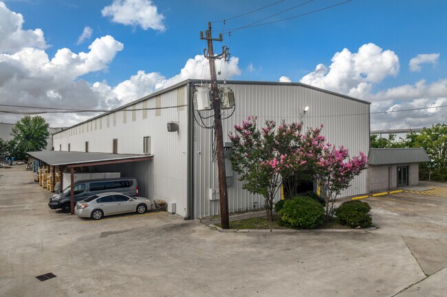 Plus de détails pour 6445 Burlington Dr, Houston, TX - Industriel à louer