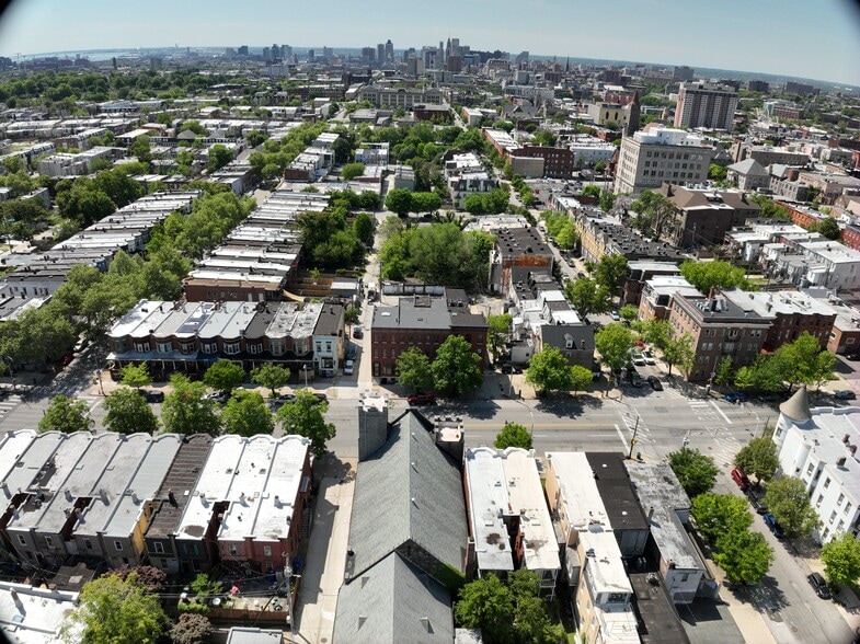 211 E 25th St, Baltimore, MD à vendre - Communauté Matterport - Image 3 de 27