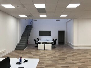 Office in Marseille for lease Interior Photo- Image 1 of 3