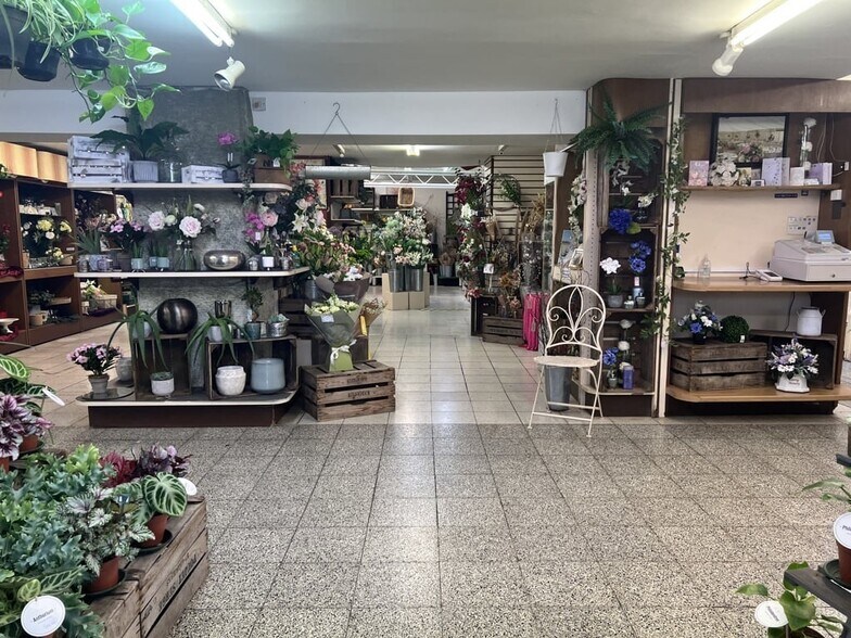 116 High St, Street à vendre - Photo intérieure - Image 2 de 6