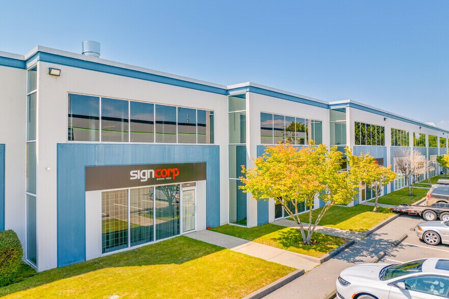 590 Ebury Pl, Delta, BC à louer - Photo du bâtiment - Image 2 de 6