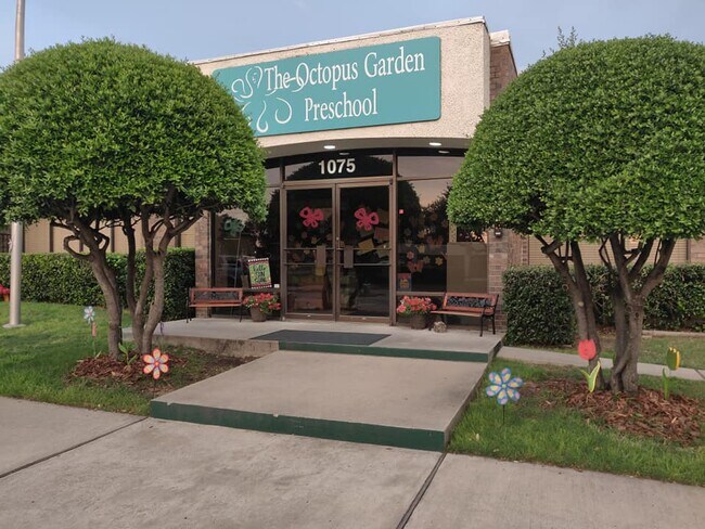 More details for 1075 Executive Dr E, Richardson, TX - Retail for Sale