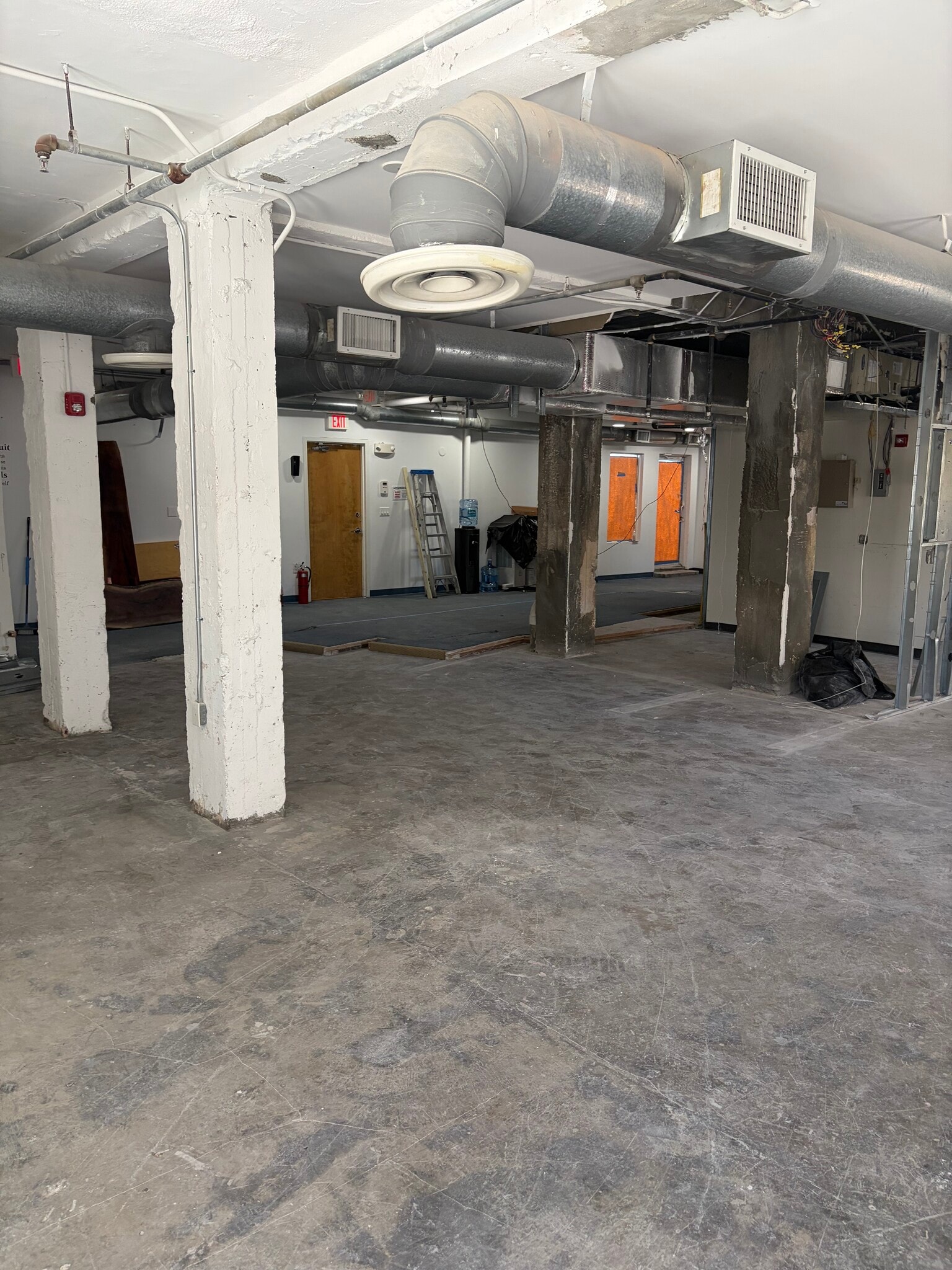 309 23rd St, Miami Beach, FL for lease Interior Photo- Image 1 of 8