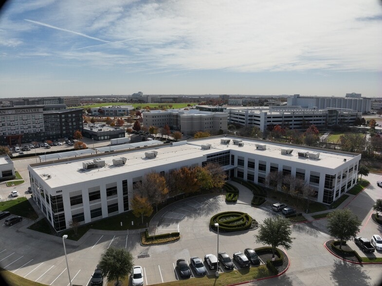 5550 Granite Pky, Plano, TX à louer - Communauté Matterport - Image 2 de 14