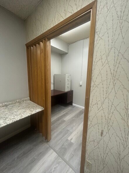 2511 Logan St, Selma, CA à louer - Photo du bâtiment - Image 2 de 9