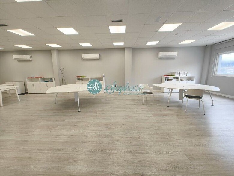 Office in Segovia, Segovia for lease - Interior Photo - Image 2 of 6