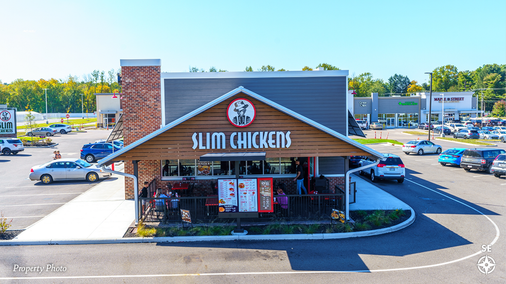 4990 Fulton Dr NW, Canton, OH for lease - Building Photo - Image 2 of 6