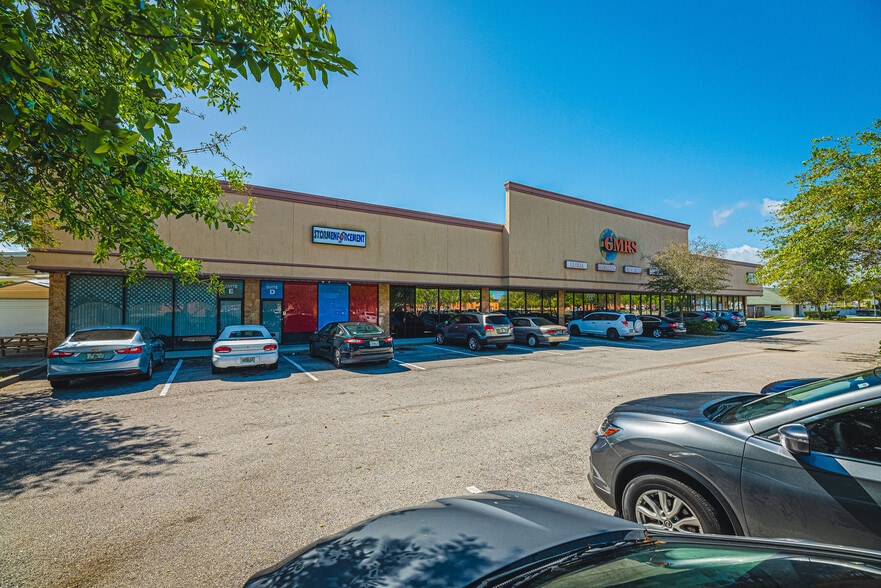 1507 Aurora Rd, Melbourne, FL for lease - Primary Photo - Image 1 of 16