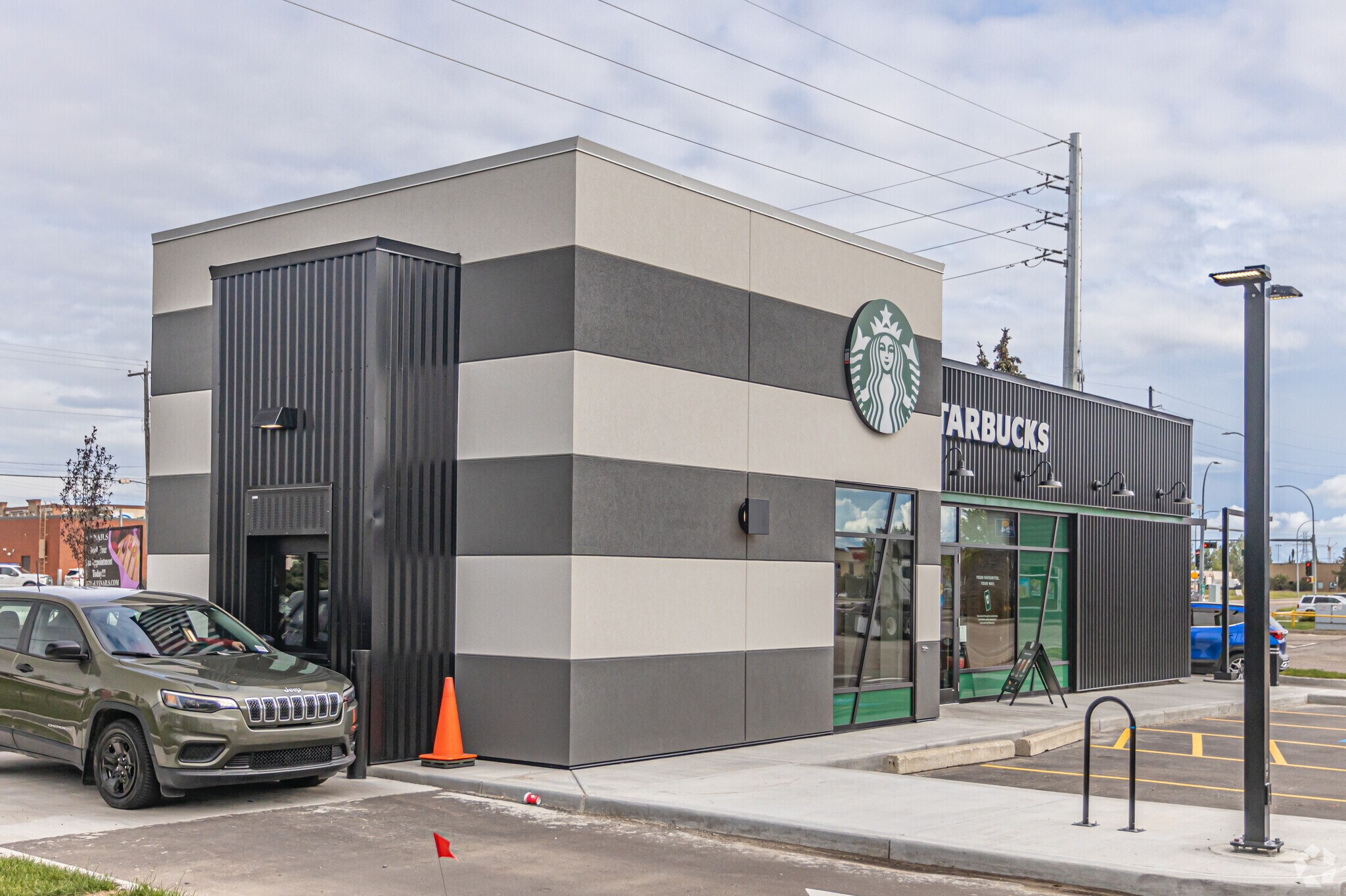 3460 99 St, Edmonton, AB à vendre Photo principale- Image 1 de 1