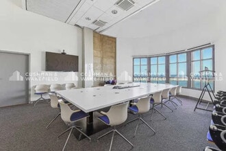 Office in Marseille for lease Building Photo- Image 2 of 18