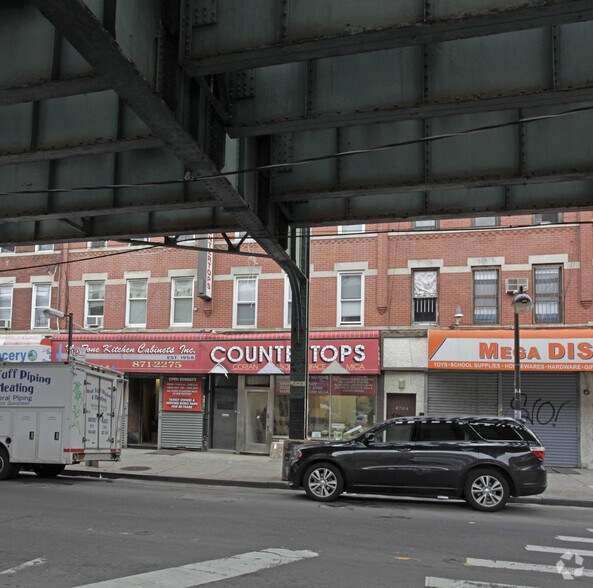 4706-4708 New Utrecht Ave, Brooklyn, NY à vendre - Photo du bâtiment - Image 2 de 2