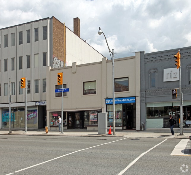 3329-3333 Yonge St, Toronto, ON for sale - Primary Photo - Image 1 of 1