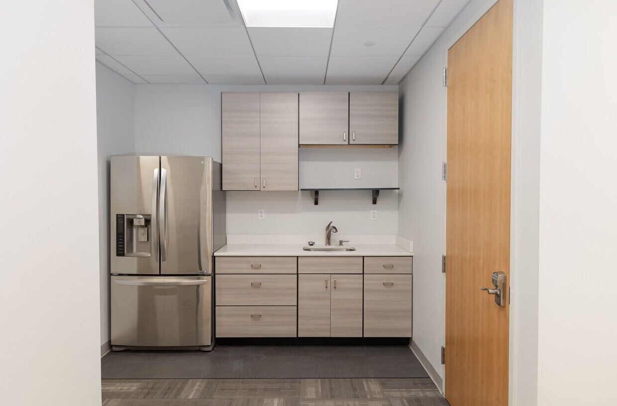 805 Third Ave, New York, NY for lease Interior Photo- Image 1 of 4