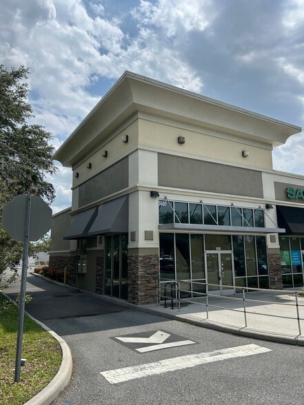3607 Aloma Ave, Oviedo, FL for lease - Building Photo - Image 3 of 3