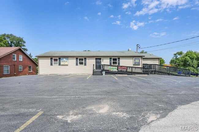 More details for 519 N Main St, Caseyville, IL - Retail for Sale