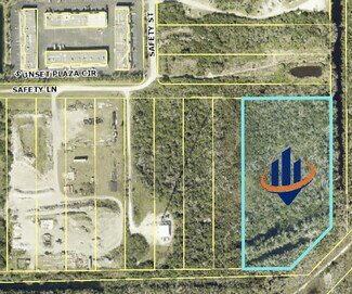 Plus de détails pour 10501 Safety Ln, Fort Myers, FL - Terrain à vendre