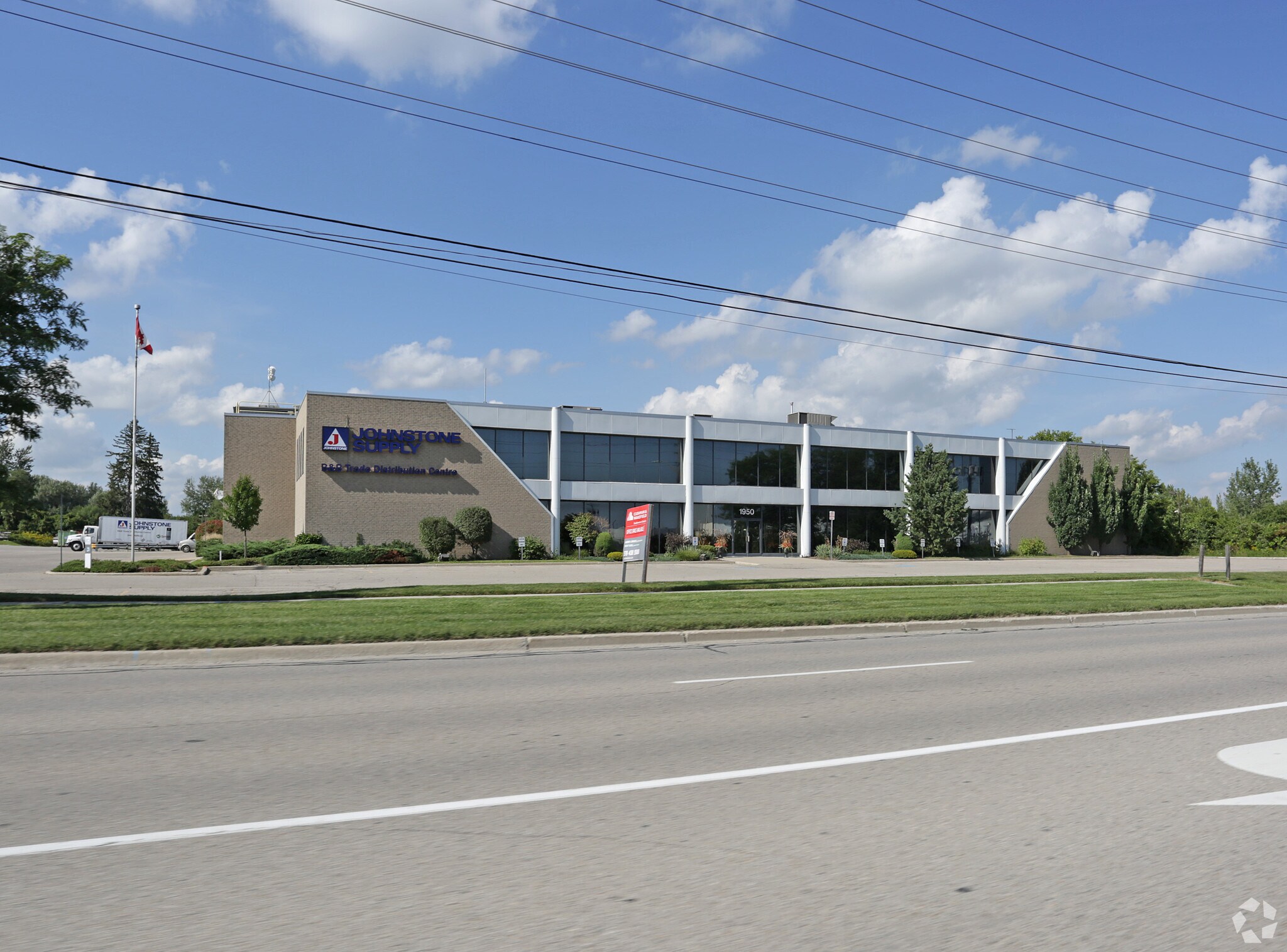 1950 Oxford St E, London, ON for sale Primary Photo- Image 1 of 1