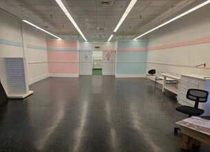 1500 Apalachee Pky, Tallahassee, FL for lease Interior Photo- Image 1 of 2