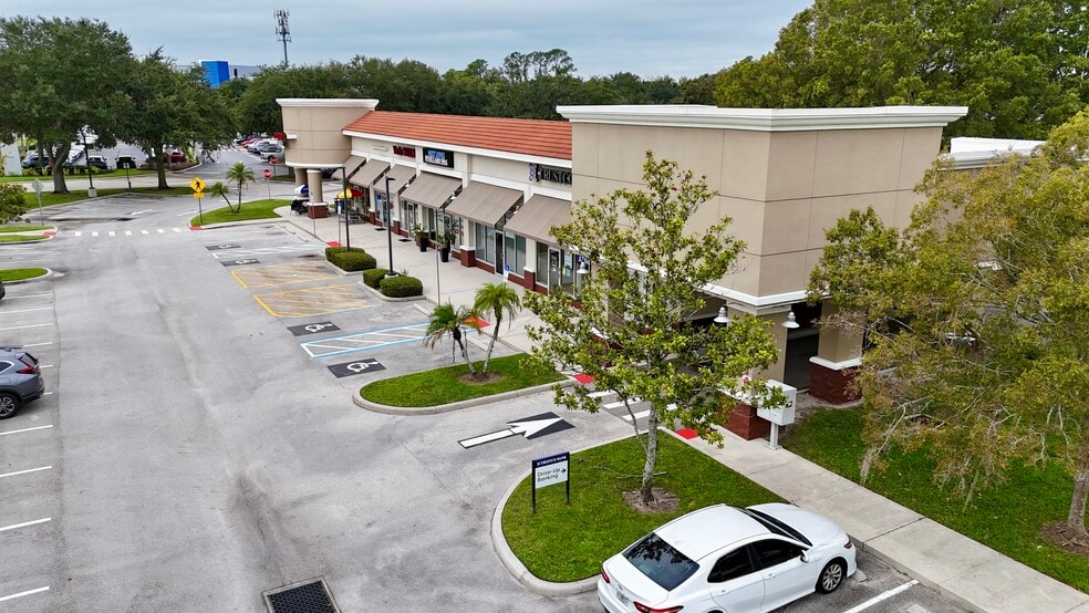 9400 US Highway 17/92, Maitland, FL à vendre - Photo du bâtiment - Image 2 de 11