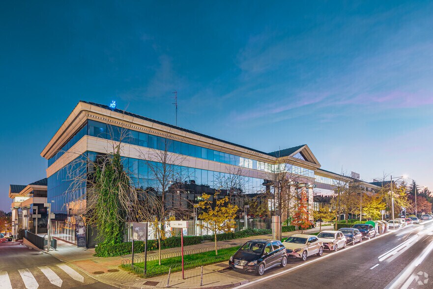 Avenida de Europa, 26, Pozuelo de Alarcón, Madrid for lease - Primary Photo - Image 1 of 23