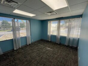 6501 E Commerce Ave, Kansas City, MO for sale Interior Photo- Image 2 of 6