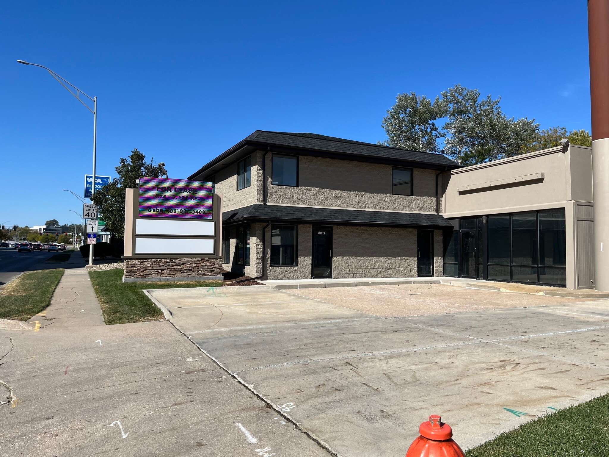 8012 W Dodge Rd, Omaha, NE for sale Building Photo- Image 1 of 6