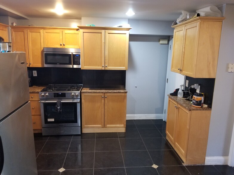 17-19 Cleveland Ave, Harrison, NJ for sale - Interior Photo - Image 1 of 1