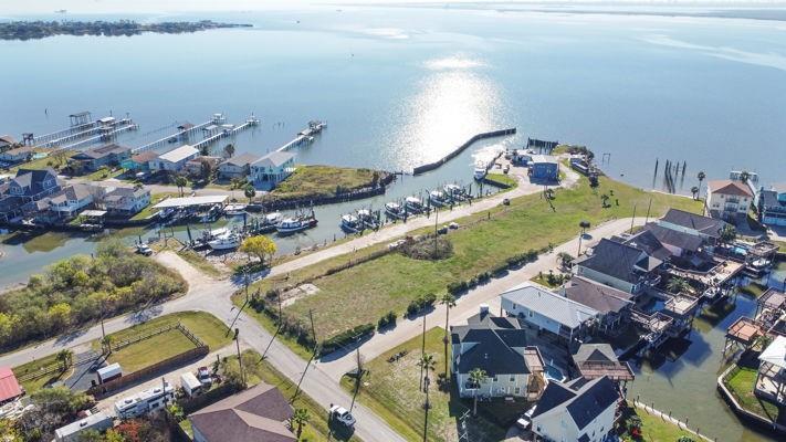 1204 Aqua Way, San Leon, TX à vendre - Aérien - Image 2 de 11